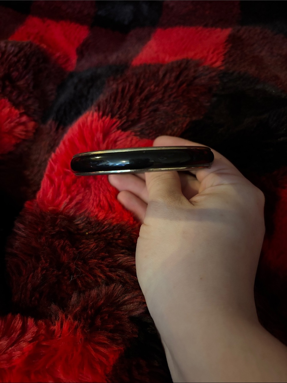Sleek Black Lacquer Bangle Bracelet
